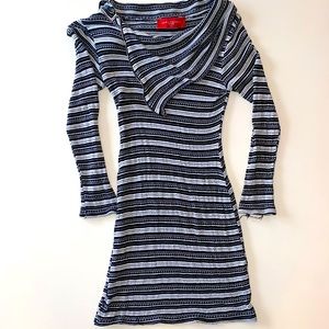 Chic fitted dress. Asymmetrical neckline.